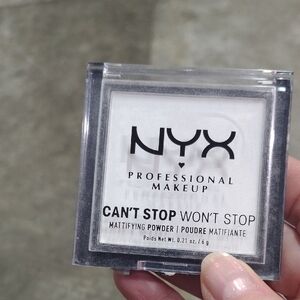 NYX Professional Makeup Can't Stop Won't Stop Powder - White